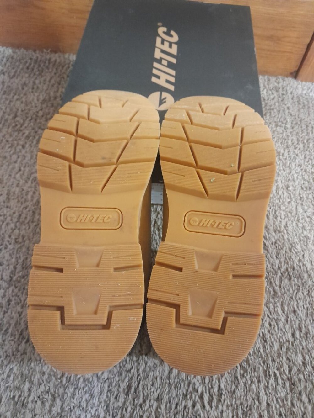 Hi tec boots - Picture 4 of 6
